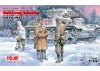 Red Army Infantry (1939-1942) (3 figures - officer - 2 soldiers)