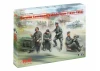 German Command Vehicle Crew (1939-1942) 4 Figures