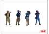 Journalists in War (4 figures)