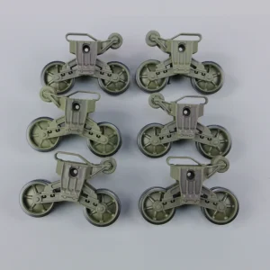 Henglong Plastic Right Side Suspension Arm Set 3898-09B