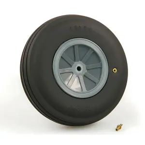 Dubro DB450Tv Lg Treaded Inflatable Wheel 4.5 Inch - 114mm