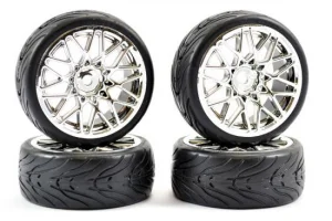Fastrax Street Tread Tyres on Star Spoke Chrome Wheels (4)