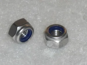 Fastrax M4 Nyloc Nuts (4)