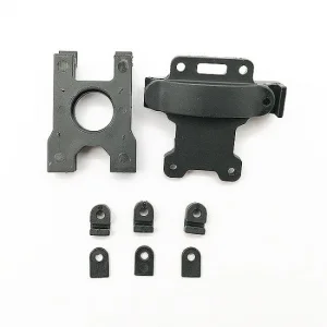 FTX DR8 Centre Diff Mount + Cover