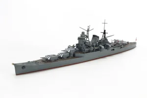 Tamiya 1/700 Light Cruiser Mogami