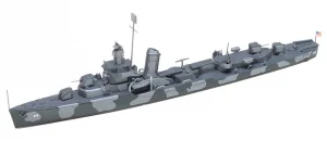 Tamiya 1/700 Hammann