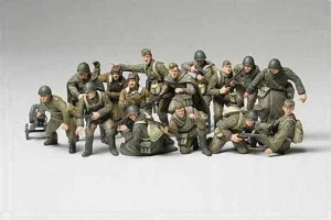 Tamiya Russian Infantry + Crew Tank