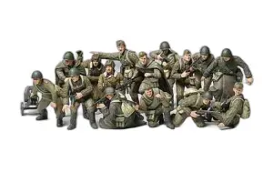 Tamiya Russian Infantry + Crew Tank