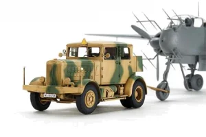 Tamiya 1/48 Heavy Tractor SS-100