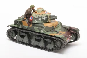 Tamiya 1/35 R35 French Light Tank