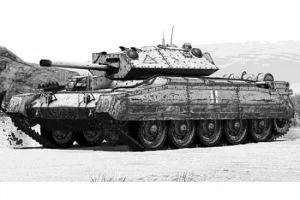 Italeri Crusader Mk III With Tank Crew