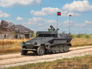 BeobachtungspanzerwagenSd.Kfz.251:18 Ausf.A - WWII German Observation Vehicle with crew