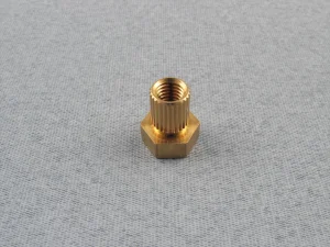 Couple - Tapped Insert 1/4 UNF