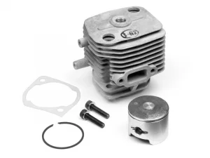 Maverick 2-Bolt Cylinder Head And Piston Set - (No Piston Pin)