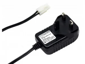 Tamiya NiMh/NiCd 650mAh Fast Peak Detect Trickle Charger - UK Plug