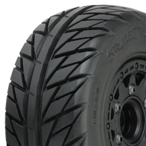 ProLine Street Fighter M2 SC Tyres on Black Raid 6X30 Wheels (2)