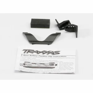 Traxxas Retainer clip battery (1)/ front clip (1) /rear clip (1)/ foam spacer (1) (for one battery compartment) ** CLEARANCE **