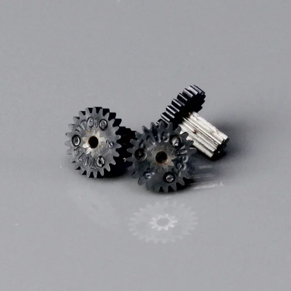 Hitec HS7115TH Karbonite Gear (3pcs)