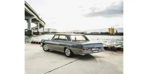 Kyosho Fazer MK2 (L) - Mercdes Benz 300 SEL 1971 - Readyset — image 6 of 6