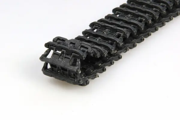Heng Long Plastic Tracks (2) (3859) &mdash; image 2 of 2