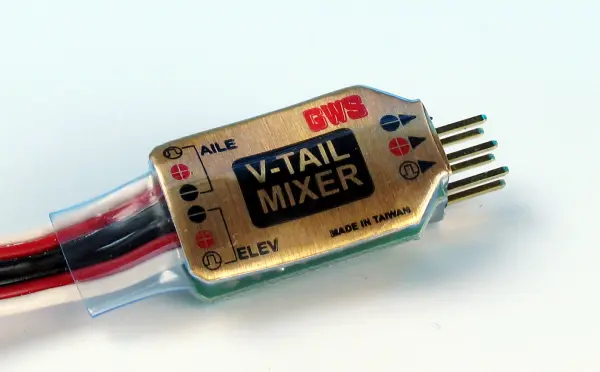 J Perkins V-Tail Mixer Unit — image 2 of 2