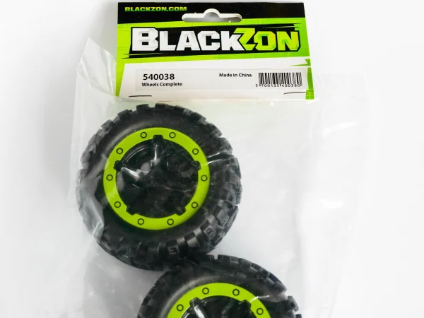 Blackzon Slayer Wheels and Tyres (Black/Green) (2)
