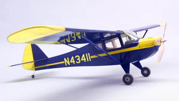 Dumas Taylorcraft (101.6Cm)(1814) &mdash; image 2 of 2
