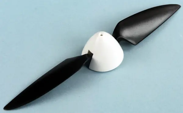 J Perkins Folding Carbon Prop Set 7X4 Elec.Flight — image 2 of 2