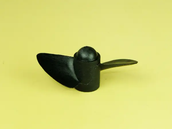 J Perkins M4 - 35S Boat Propeller — image 3 of 3