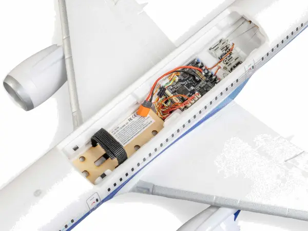 E Flite Micro Boeing 787 Dreamliner Twin 30mm EDF - BNF Basic — image 10 of 12