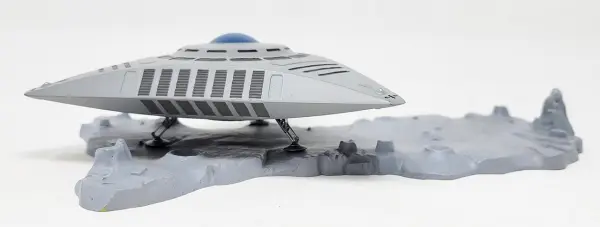 Atlantis Models 5 Inch TR3 UFO with Base — image 4 of 5