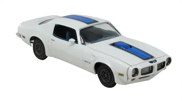 Atlantis Models 1:32 1971 Pontiac Firebird Route 32 — image 3 of 4