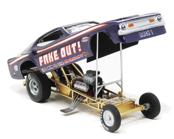 Atlantis Models 1:32 Snap Tom Daniel Fake Out Funny Car — image 3 of 5