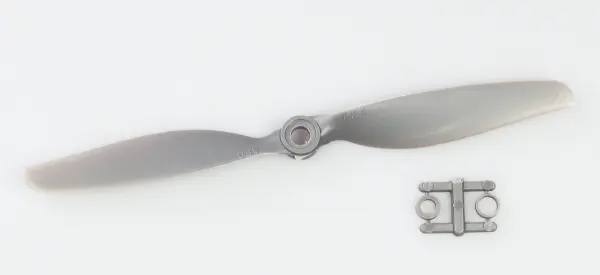 APC Slow Flyer Propeller - 7x4 (LP07040SF) — image 2 of 2