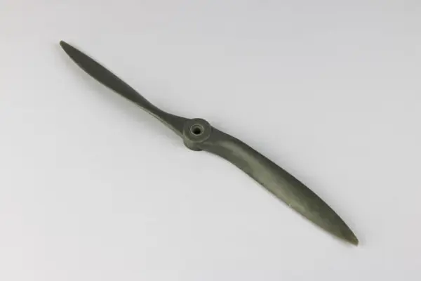 APC 15x13 Narrow Propeller — image 2 of 2