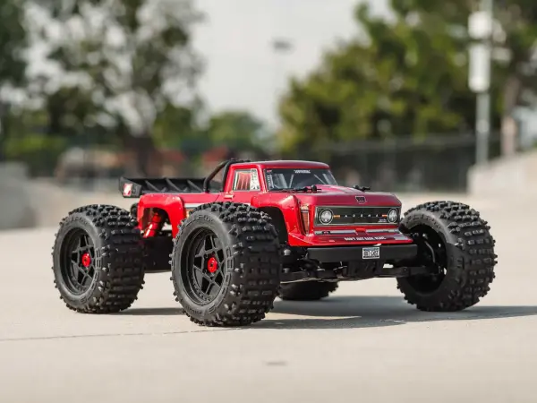 Arrma Outcast 4S V2 RTR — image 30 of 32