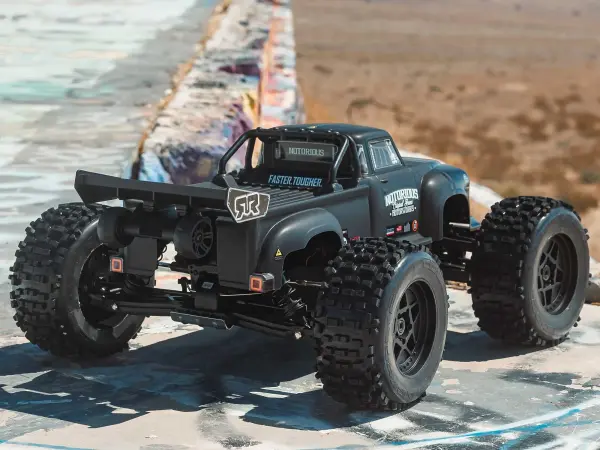 Arrma Notorious 6S V6 &mdash; image 35 of 37