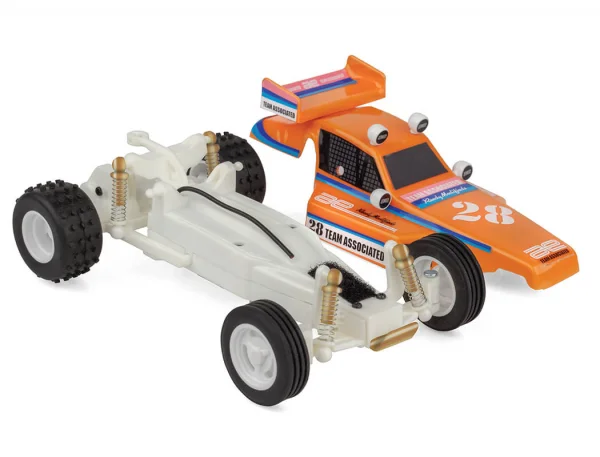 Associated RC28 Zoom