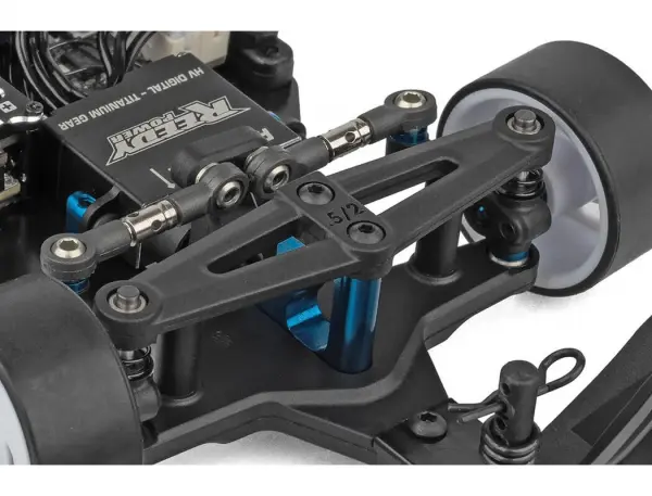 Associated RC28F Team Kit — image 3 of 14