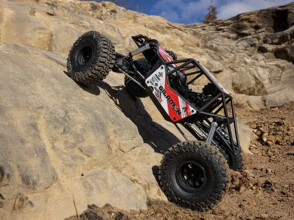Axial AXP8 Gilamon RTR — image 30 of 30