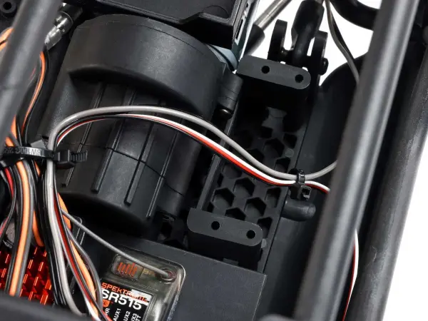 Axial AXP8 Gilamon RTR — image 12 of 30