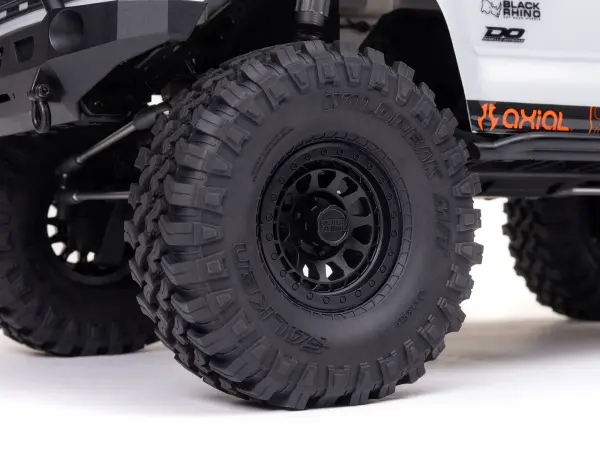 Axial SCX10 III Base Camp RTR — image 18 of 28