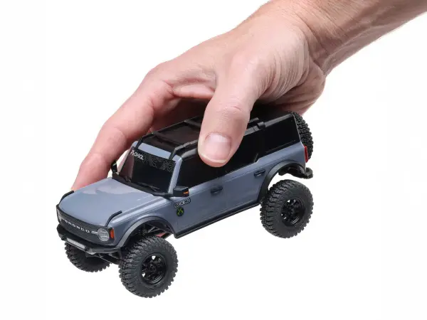 Axial SCX30 Ford Bronco — image 9 of 32