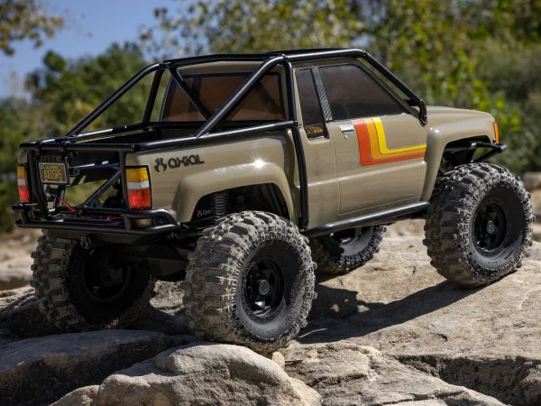 Axial SCX10 III 1987 Toyota SR5 4X4 RTR