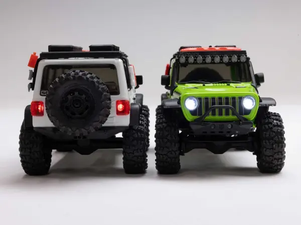 Axial SCX30 Jeep Wrangler JLU &mdash; image 10 of 33