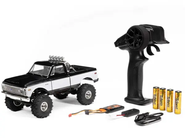 Axial SCX24 1971 Chevrolet C10 — image 16 of 31