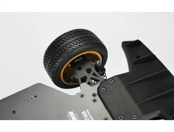 Carisma M48S Brushless Subaru IMPREZA WRC 1997 — image 7 of 20