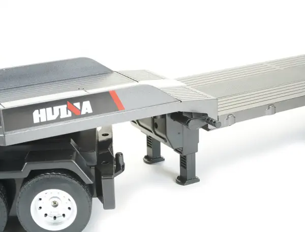 HuiNa 1:24 9ch RC Truck and Platform Trailer — image 7 of 18