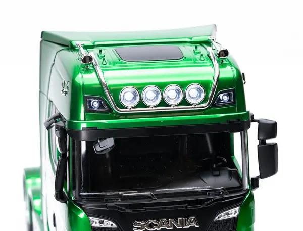 HuiNa Scania 770S RC Haulage Truck RTR - Green — image 7 of 19