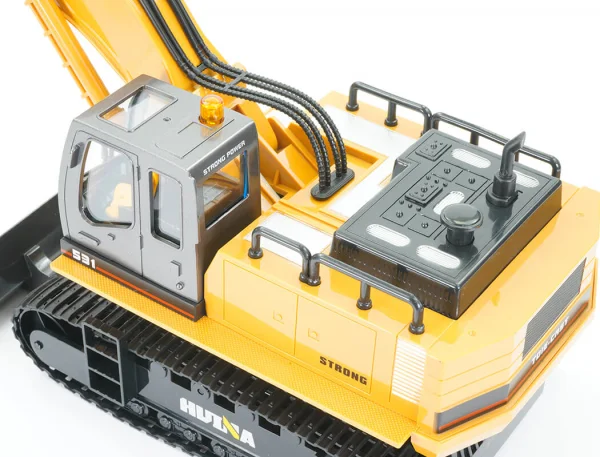 HuiNa 1:16 Scale RC Excavator 11ch With Die Cast Bucket